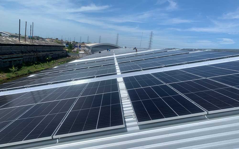 1.7 MW su un sistema solare a rete in Thailandia
